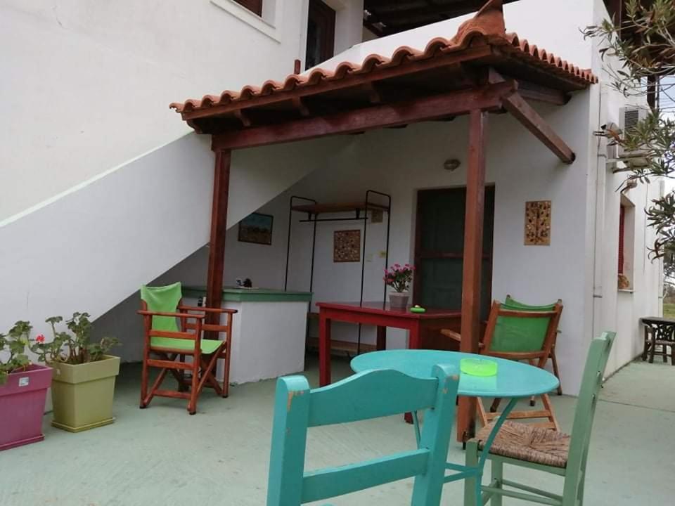 Megris Country Houses Vinglafia Bagian luar foto